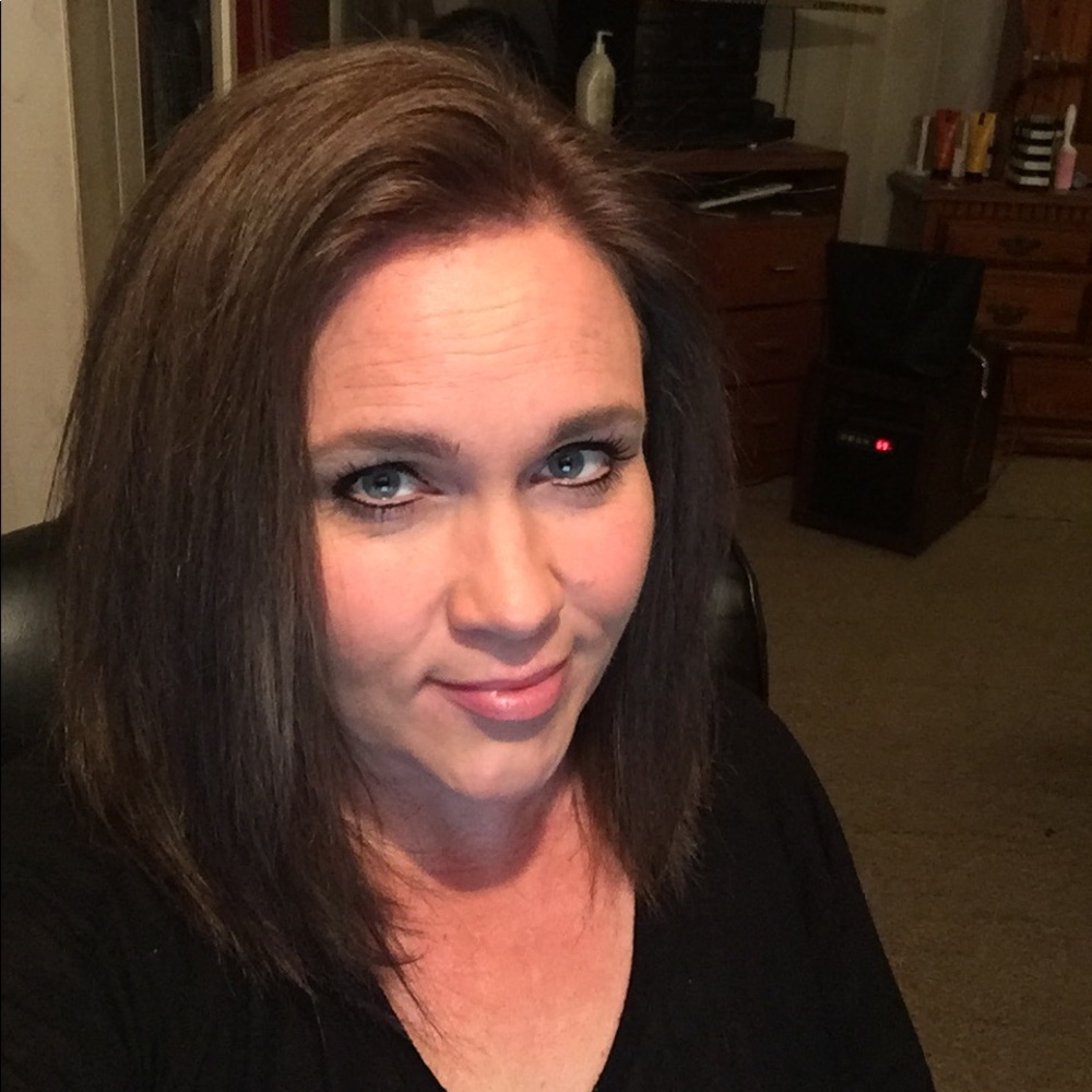 Meet your Posher, Brandi